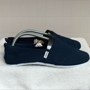 NWT MENS FRISKY CASUAL LOAFER CLOTH SLIPONS SHOES SIZE 8.5 NICE